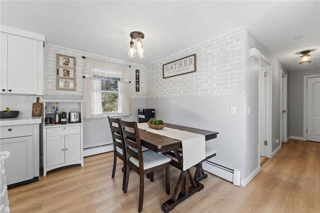 4 York Drive, Coventry, RI 02816