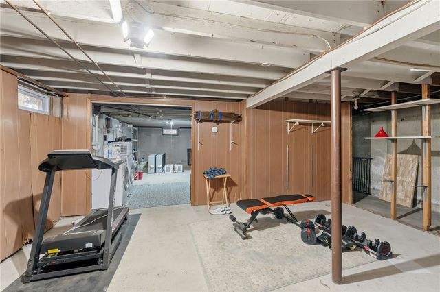 4 York Drive, Coventry, RI 02816