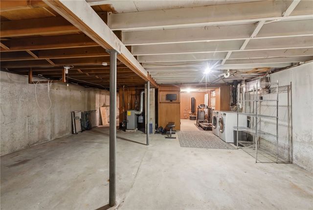 4 York Drive, Coventry, RI 02816