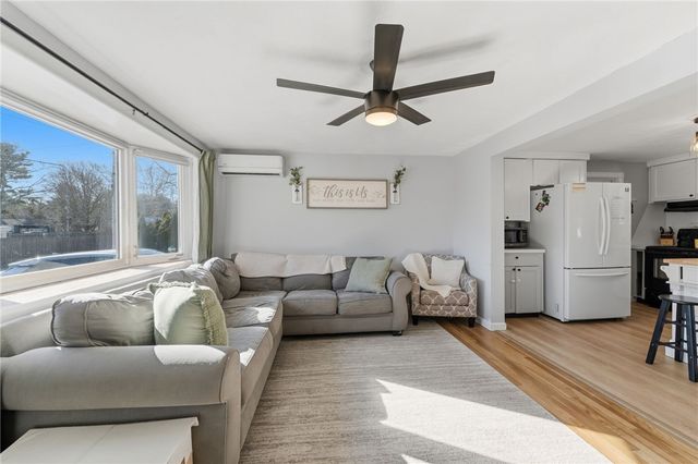 4 York Drive, Coventry, RI 02816