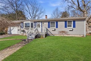 4 York Drive, Coventry, RI 02816