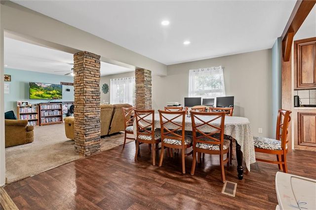 16095 Venus Road, Lawson, MO 64062