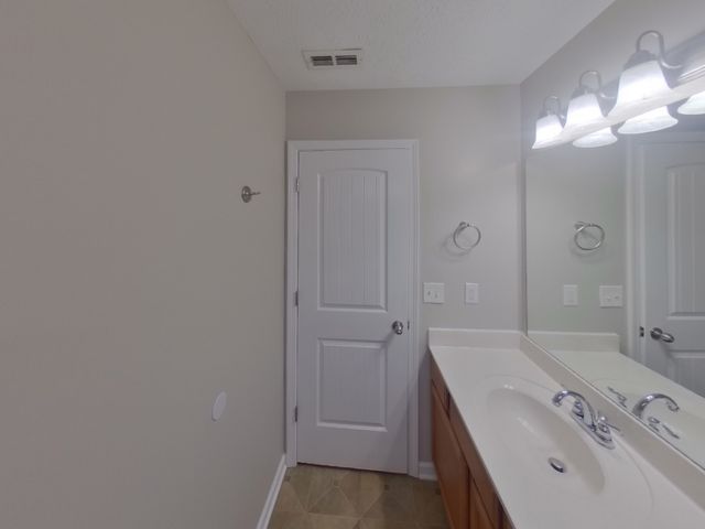 1712 Colyn Ave, Murfreesboro, TN 37128