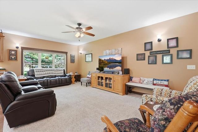 1904 Deblene Lane, Eau Claire, WI 54703