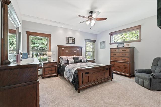 1904 Deblene Lane, Eau Claire, WI 54703