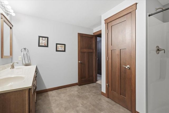 1904 Deblene Lane, Eau Claire, WI 54703