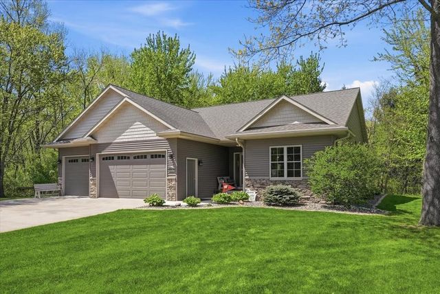 1904 Deblene Lane, Eau Claire, WI 54703