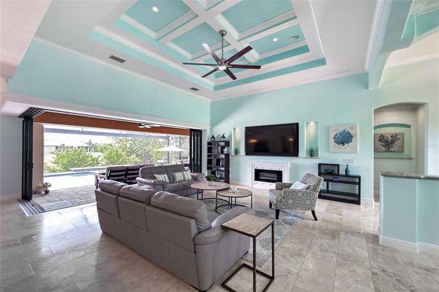 4 WHITE MARSH LANE, Rotonda West, FL 33947