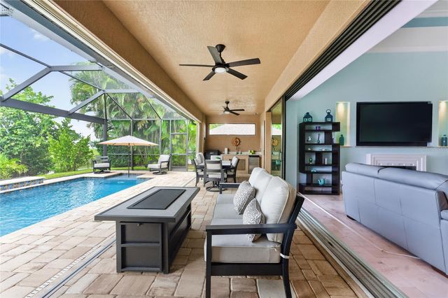 4 WHITE MARSH LANE, Rotonda West, FL 33947