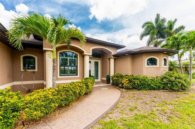 4 WHITE MARSH LANE, Rotonda West, FL 33947