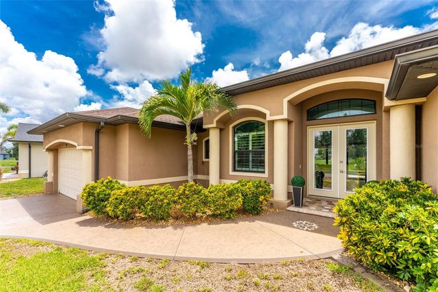 4 WHITE MARSH LANE, Rotonda West, FL 33947