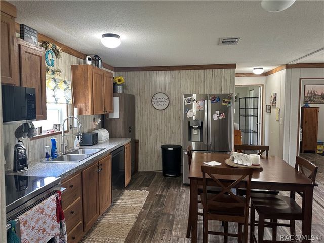 7203 W Brady Lane, Homosassa, FL 34446