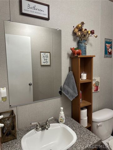 7203 W Brady Lane, Homosassa, FL 34446