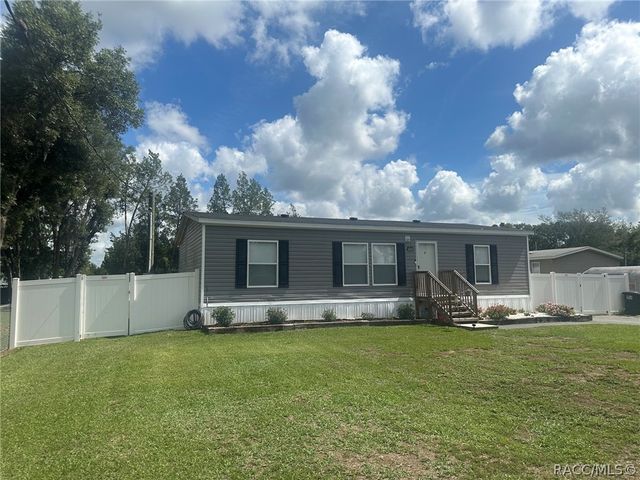 7203 W Brady Lane, Homosassa, FL 34446