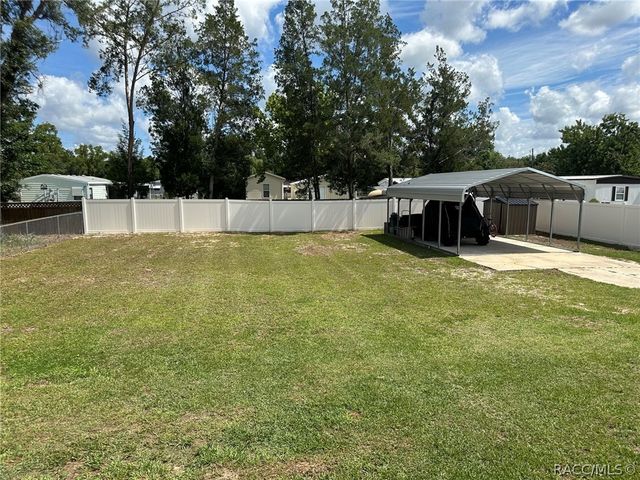 7203 W Brady Lane, Homosassa, FL 34446