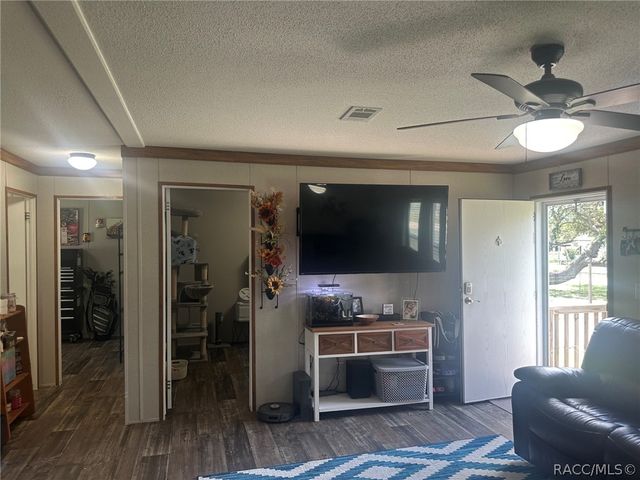 7203 W Brady Lane, Homosassa, FL 34446