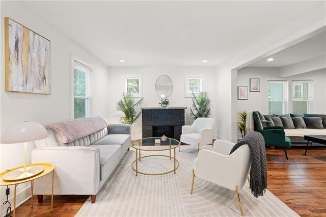 4128 Locust Street, Kansas City, MO 64110