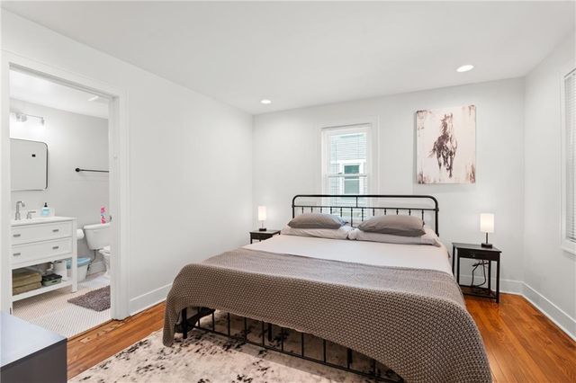 4128 Locust Street, Kansas City, MO 64110