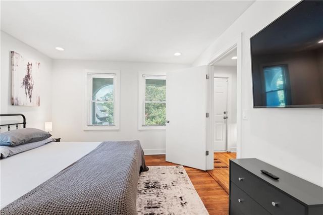 4128 Locust Street, Kansas City, MO 64110