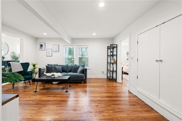 4128 Locust Street, Kansas City, MO 64110