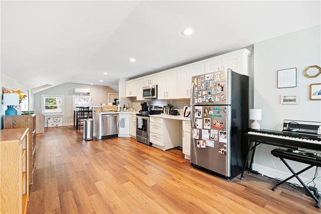 4128 Locust Street, Kansas City, MO 64110