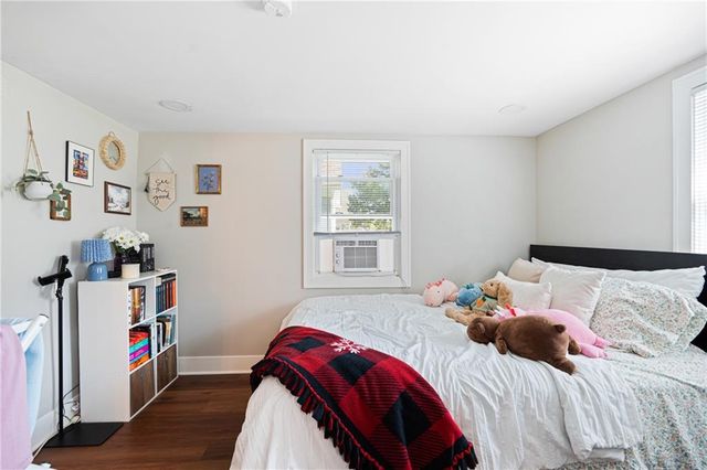 4128 Locust Street, Kansas City, MO 64110