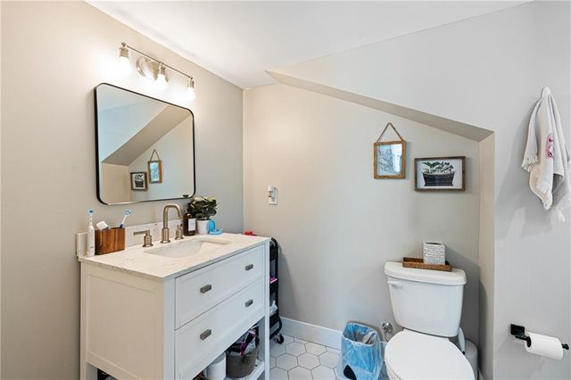 4128 Locust Street, Kansas City, MO 64110