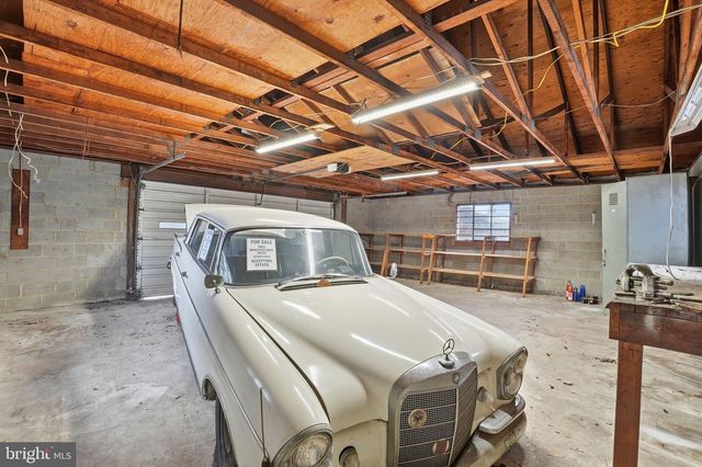 6758 EASTERN AVE NW, Washington, DC 20012