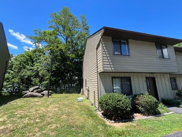 24 Hudson Heights Drive, Poughkeepsie, NY 12601