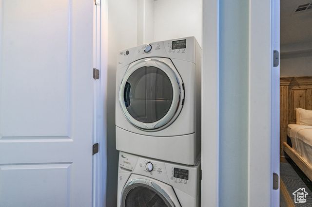 1671 W CALEDONIA DUNES DR, St. George, UT 84770