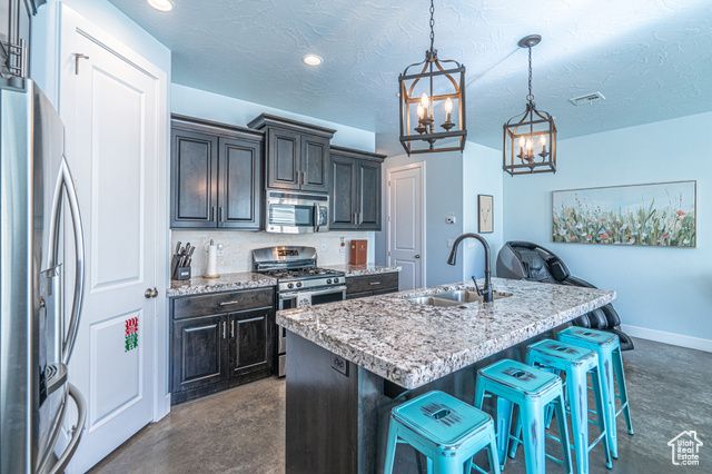 1671 W CALEDONIA DUNES DR, St. George, UT 84770