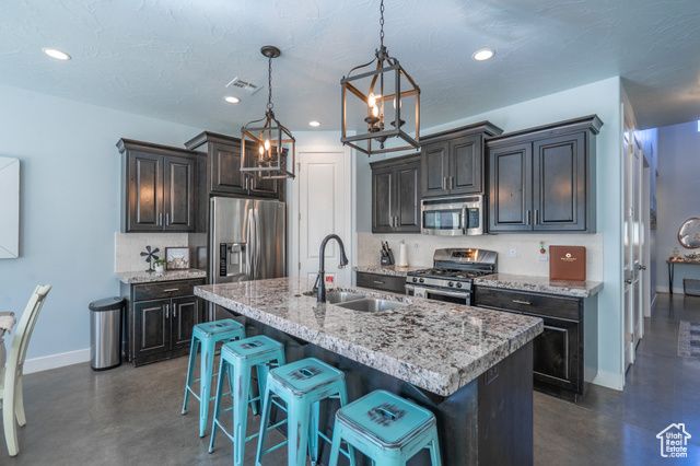 1671 W CALEDONIA DUNES DR, St. George, UT 84770