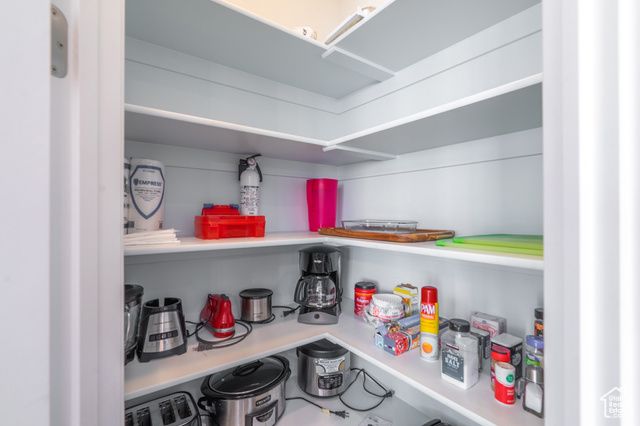 1671 W CALEDONIA DUNES DR, St. George, UT 84770