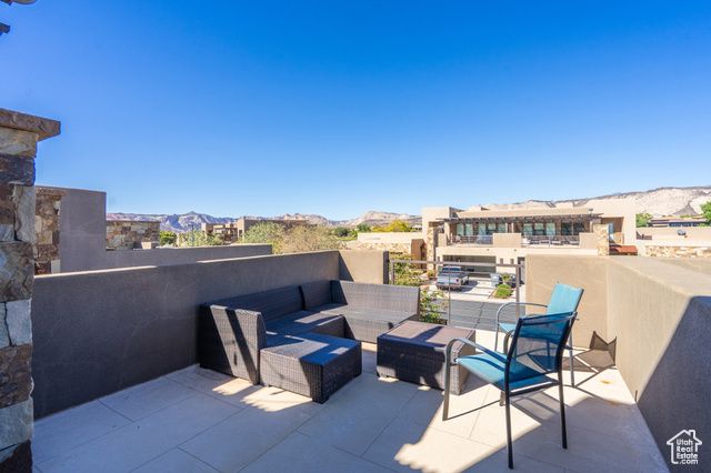 1671 W CALEDONIA DUNES DR, St. George, UT 84770