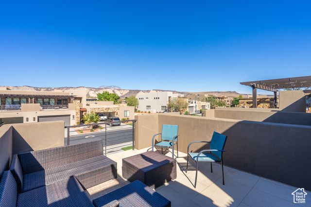 1671 W CALEDONIA DUNES DR, St. George, UT 84770