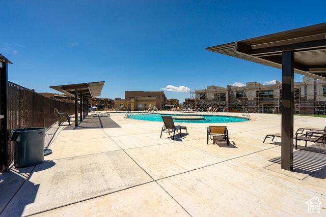 1671 W CALEDONIA DUNES DR, St. George, UT 84770