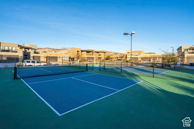 1671 W CALEDONIA DUNES DR, St. George, UT 84770