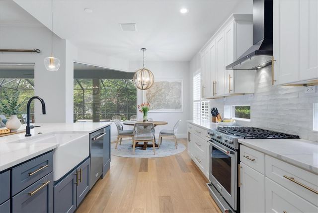 12323 THORNHILL COURT, Lakewood Ranch, FL 34202