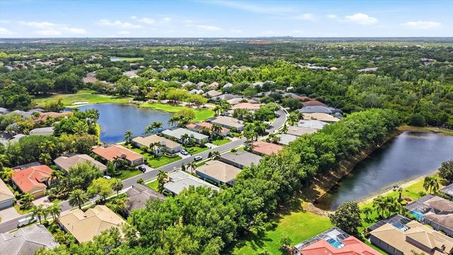 12323 THORNHILL COURT, Lakewood Ranch, FL 34202