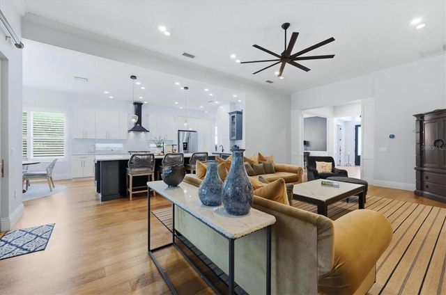 12323 THORNHILL COURT, Lakewood Ranch, FL 34202