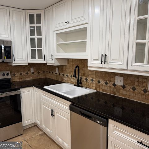 1500 Wildwood Way, Hampton, GA 30228