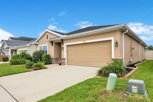 2921 DEERBERRY LANE, Clermont, FL 34714