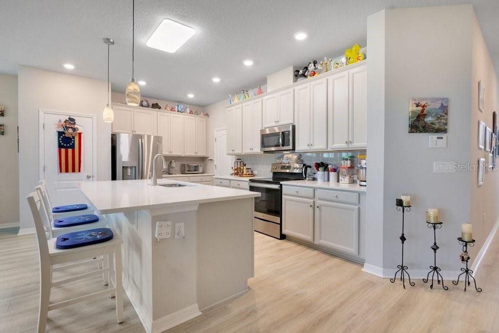 Image 9 of property listing at 2921 DEERBERRY LANE, Clermont, FL 34714