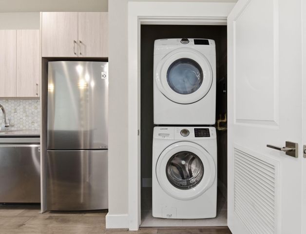 4819 Caroline Street 103, Houston, TX 77004