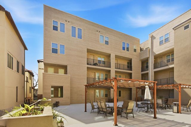 4819 Caroline Street 103, Houston, TX 77004