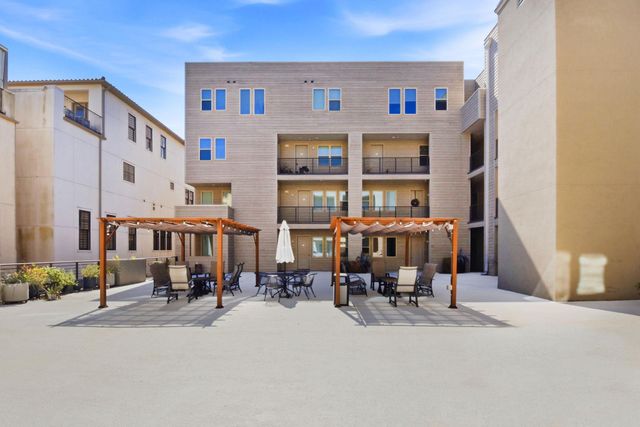 4819 Caroline Street 103, Houston, TX 77004