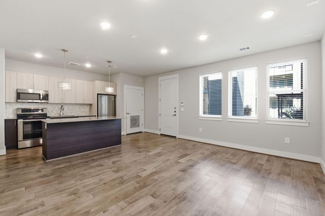 4819 Caroline Street 103, Houston, TX 77004