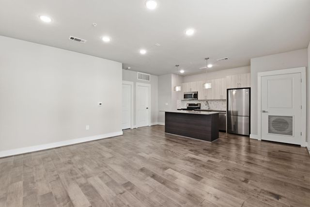 4819 Caroline Street 103, Houston, TX 77004