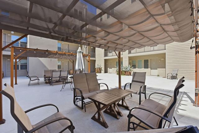 4819 Caroline Street 103, Houston, TX 77004