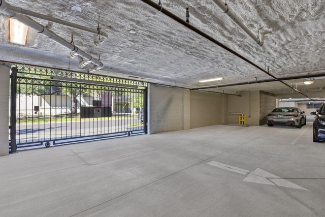 4819 Caroline Street 103, Houston, TX 77004